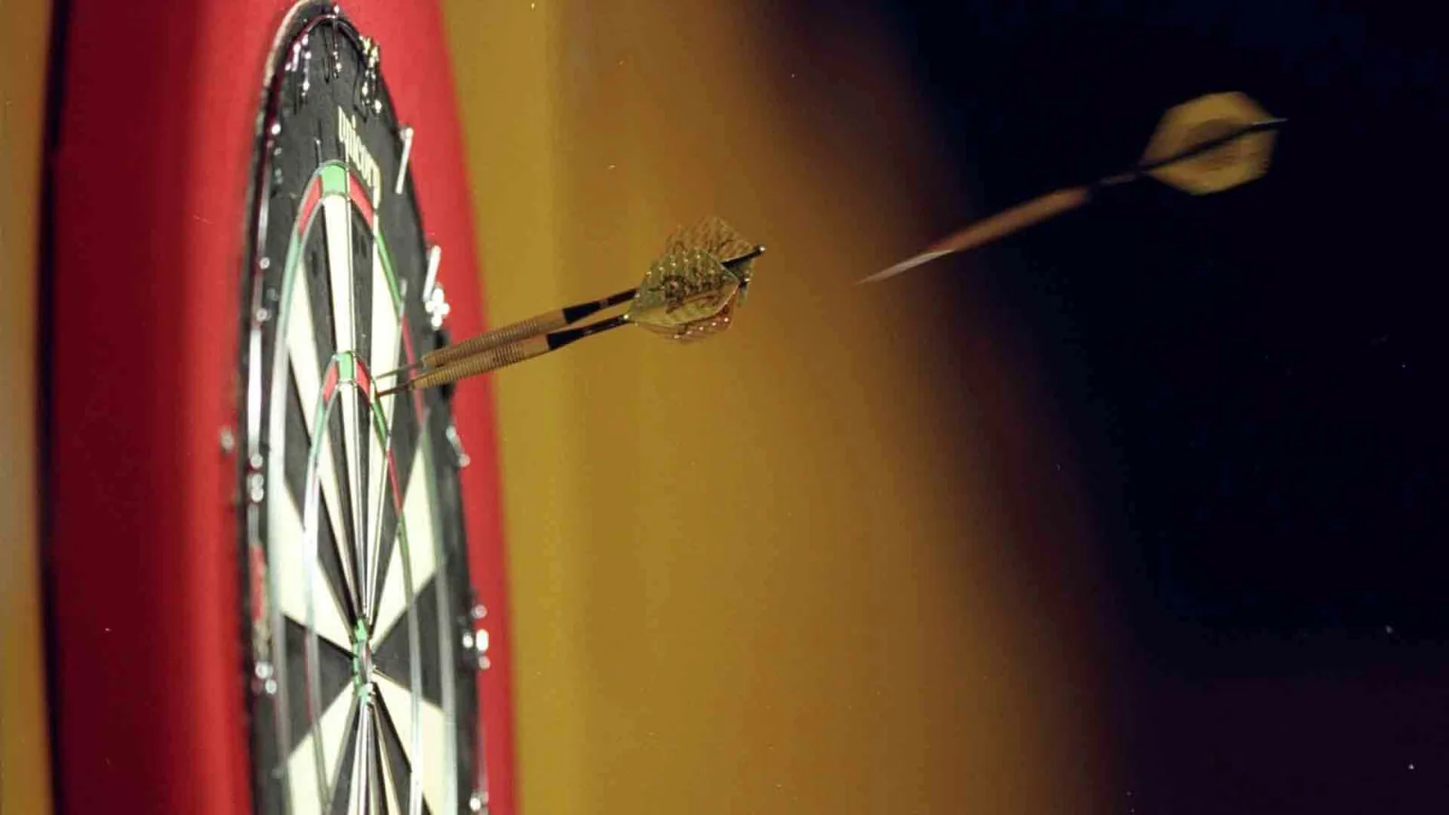 Darts Gold artwork